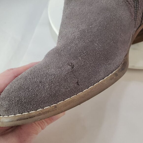 Seychelles Score 7.5 Gray Suede Ankle Boots Booties 2" Block heel - Picture 6 of 13